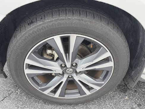 Used 2019 Nissan Pathfinder Platinum w/ Cargo Package FWD image 31