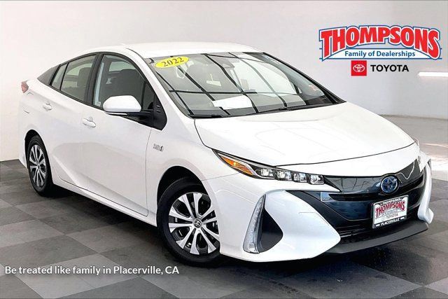 Used 2022 Toyota Prius Prime XLE FWD image 1