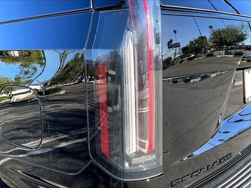 New 2026 Cadillac Escalade Sport w/ LPO, ONYX Package AWD/4WD image 15