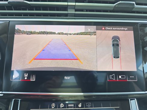 New 2026 Audi Q8 Premium Plus image 21