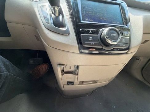 Used 2015 Honda Odyssey EX image 12