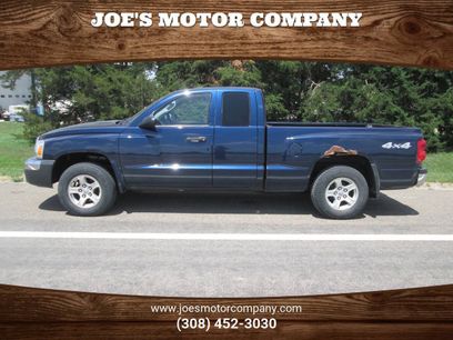 Used 2005 Dodge Dakota SLT