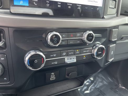 Used 2024 Ford F150 Lariat w/ FX4 Off-Road Package image 26