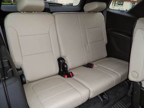 Certified 2023 Chevrolet Traverse LT AWD/4WD image 23