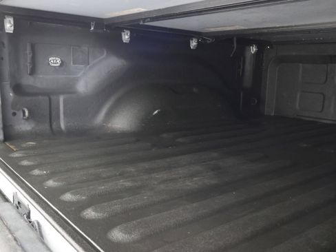Used 2022 RAM 2500 Big Horn w/ Night Edition AWD/4WD image 5