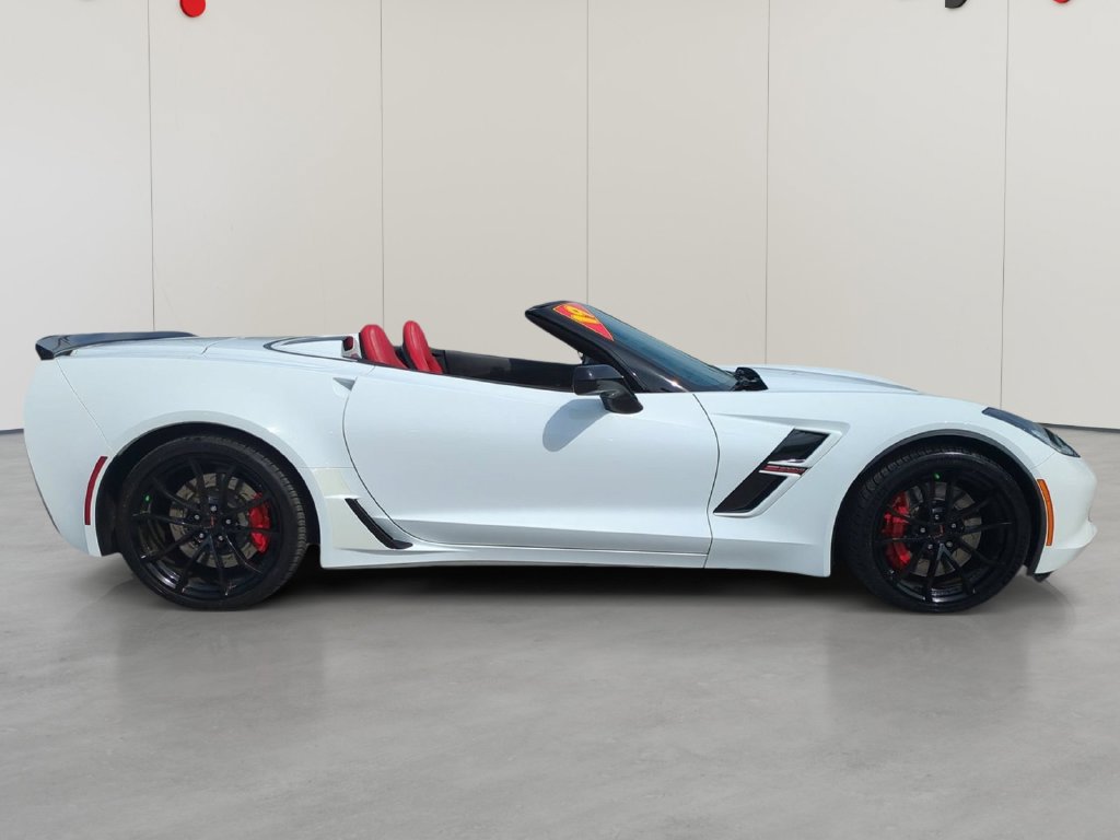 Used 2019 Chevrolet Corvette Grand Sport w/ Carbon Flash Badge Package RWD image 2