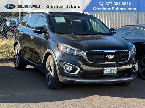 Used 2017 Kia Sorento EX AWD/4WD image 1