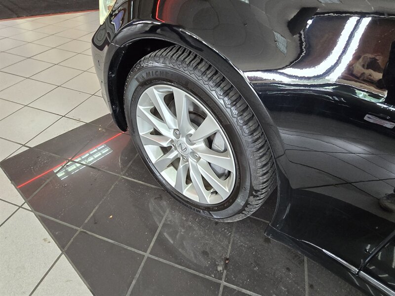 Used 2011 Lexus LS 460 L w/ Luxury Pkg AWD/4WD image 33