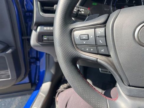 Used 2024 Lexus UX 250h F Sport image 18