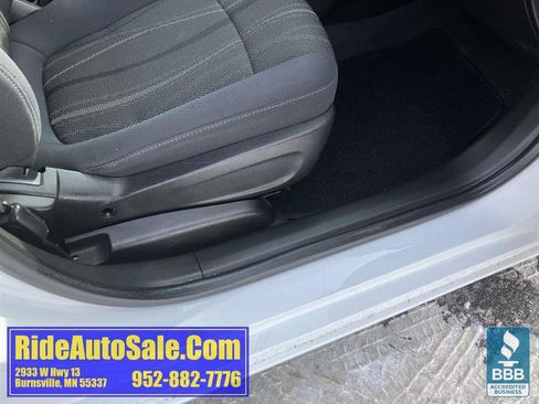 Used 2012 Chevrolet Sonic LT image 33