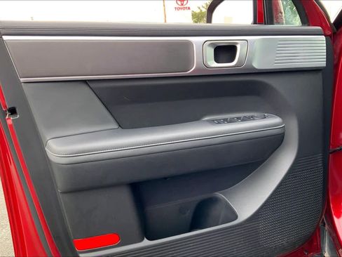 Used 2025 Hyundai Santa Fe SEL FWD image 22