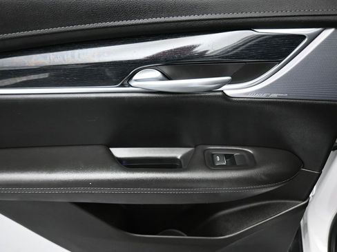 Used 2024 Cadillac XT5 Premium Luxury image 30