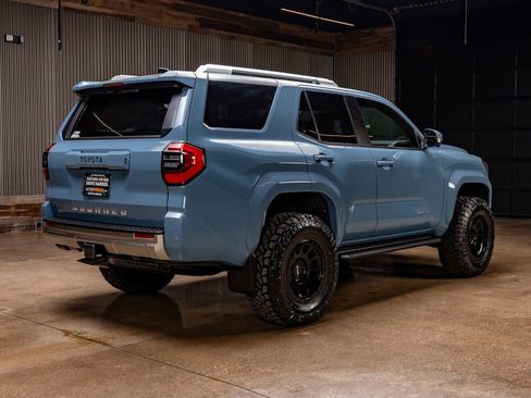 Used 2025 Toyota 4Runner Limited image 10