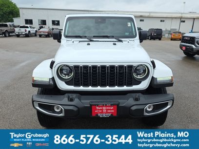 Used 2025 Jeep Gladiator Sport