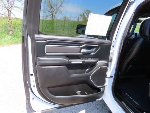 Used 2022 RAM 1500 Laramie w/ Sport Appearance Package AWD/4WD image 30