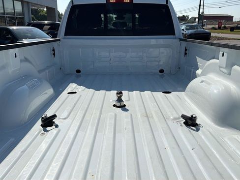 Used 2024 RAM 3500 Tradesman w/ Chrome Appearance Group AWD/4WD image 12