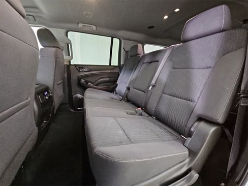 Used 2017 GMC Yukon XL SLE w/ HD Trailering Package image 19