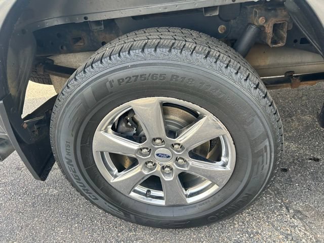 Used 2019 Ford F150 Lariat w/ Equipment Group 502A Luxury AWD/4WD image 4