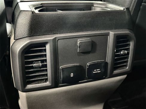 Used 2017 Ford F150 XLT w/ Equipment Group 302A Luxury image 28