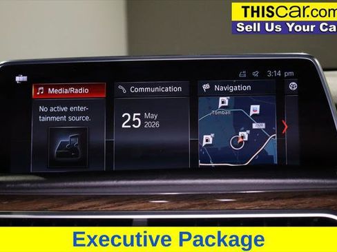 Used 2019 BMW 750i w/ Executive Package RWD image 19
