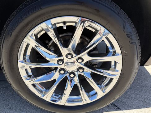 Certified 2022 Cadillac Escalade Premium Luxury Platinum w/ LPO, Radiant Package image 34