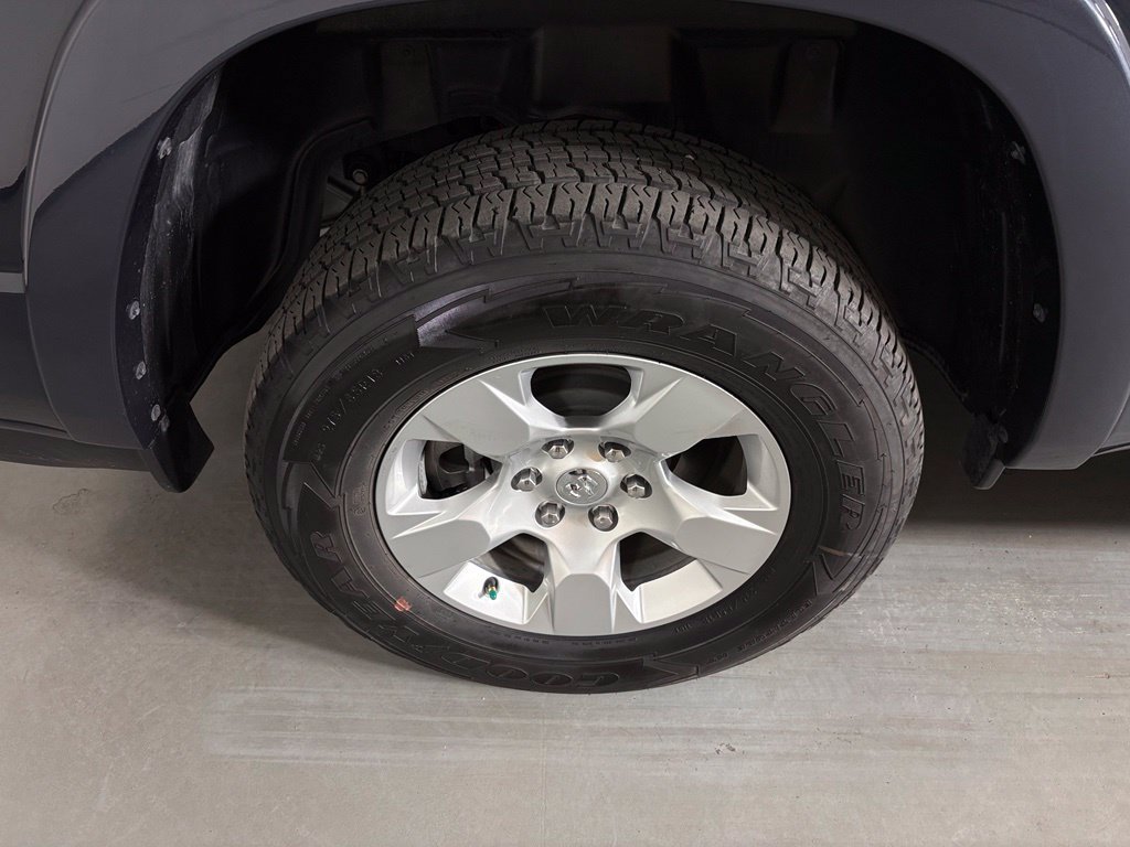 Used 2025 RAM 1500 Big Horn AWD/4WD image 11