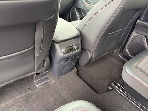 New 2026 Ford Explorer ST-Line image 8