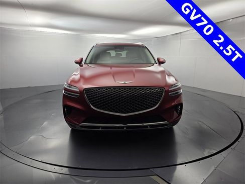 Used 2023 Genesis GV70 2.5T w/ Advanced Package image 6