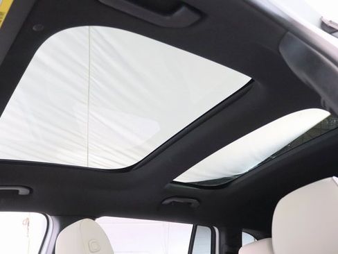 Certified 2025 Mercedes-Benz GLB 250 4MATIC image 6