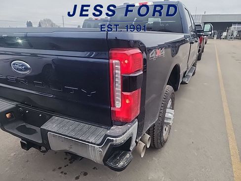 Used 2025 Ford F350 Lariat w/ Camper Package image 3
