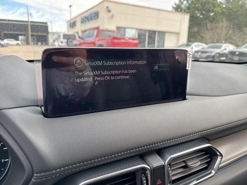 New 2025 MAZDA CX-5 Signature image 22