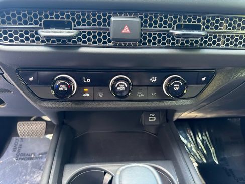 Used 2025 Honda HR-V Sport image 26