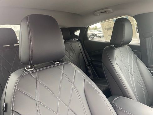 New 2025 Ford Mustang Mach-E Select image 28