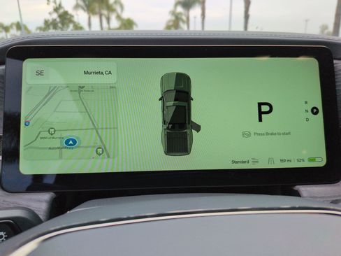 Used 2023 Rivian R1T Launch Edition image 21