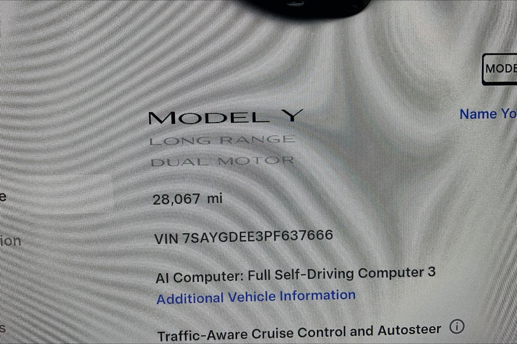 Used 2023 Tesla Model Y Long Range AWD/4WD image 20
