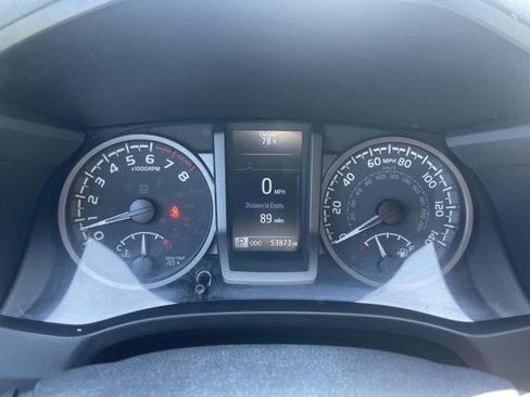 Used 2023 Toyota Tacoma TRD Sport AWD/4WD image 18