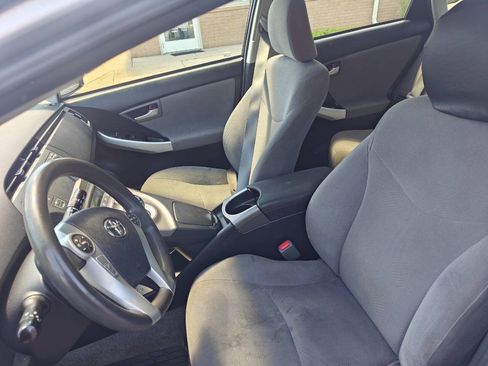 Used 2015 Toyota Prius Two FWD image 10