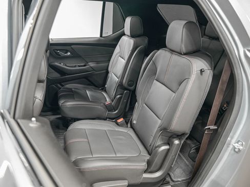 Used 2023 Chevrolet Traverse RS w/ LPO, Floor Liner Package AWD/4WD image 28