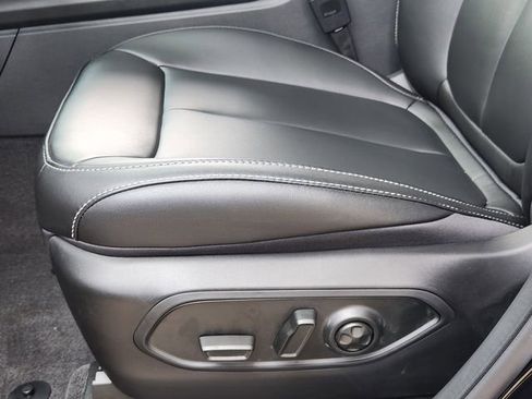 New 2026 Jeep Grand Cherokee L Limited image 18