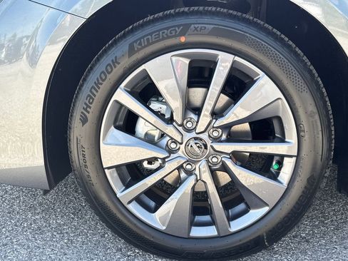 New 2026 Nissan Sentra SL w/ Floor Mat Package FWD image 28