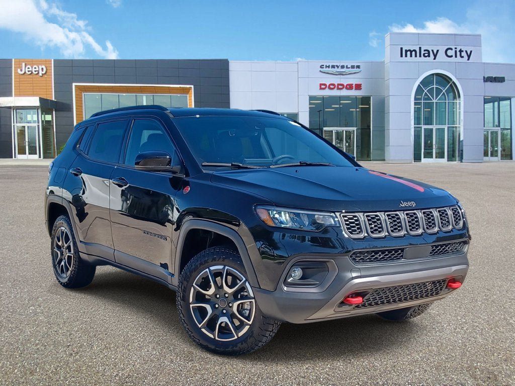 Used 2026 Jeep Compass Trailhawk AWD/4WD 360° Tour
