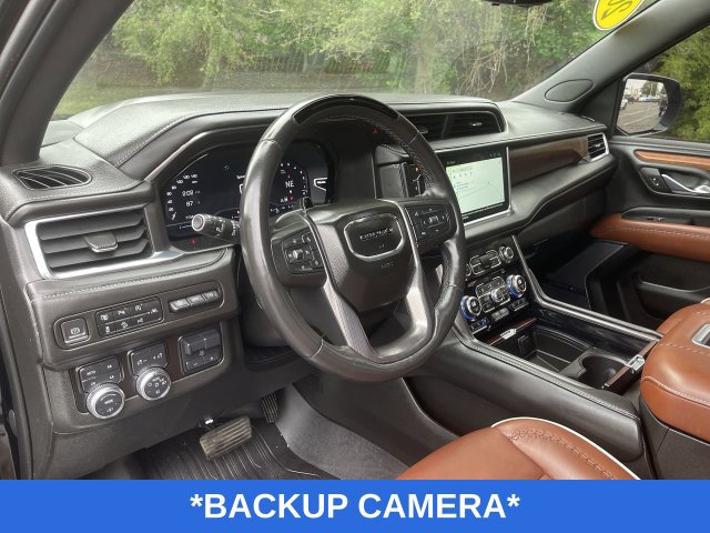 Used 2023 GMC Yukon XL Denali Ultimate AWD/4WD image 11