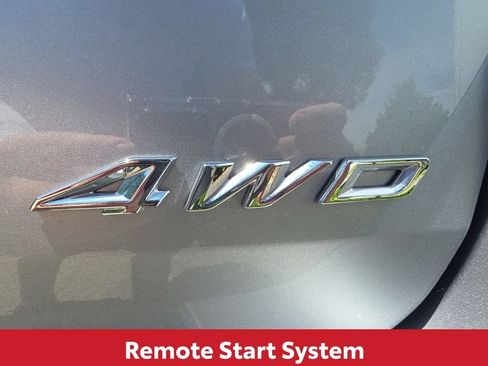 Used 2023 Ford Explorer XLT w/ Equipment Group 202A AWD/4WD image 15