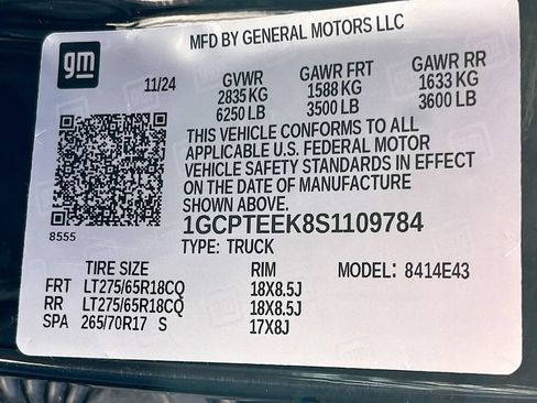 Used 2025 Chevrolet Colorado Trail Boss AWD/4WD image 30