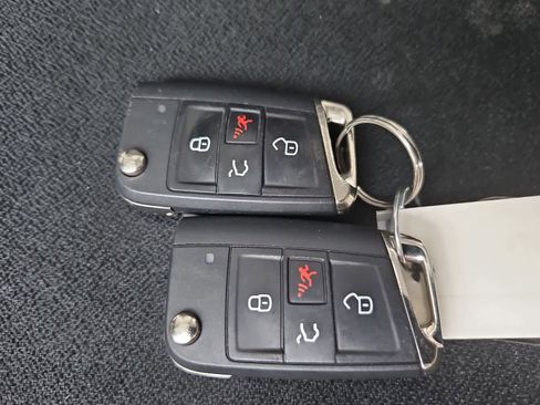Certified 2021 Volkswagen Tiguan SE R-Line AWD/4WD image 35