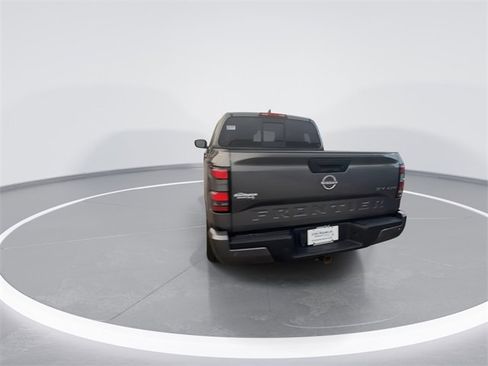 Certified 2022 Nissan Frontier SV image 7