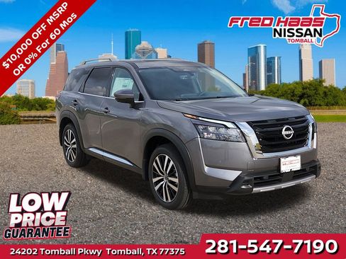 New 2025 Nissan Pathfinder Platinum image 1