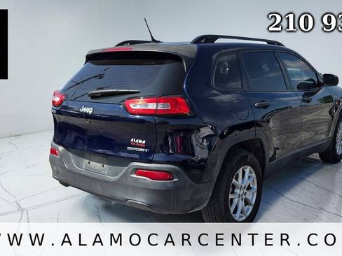 Used 2015 Jeep Cherokee Sport w/ Sport Appearance Group FWD image 5