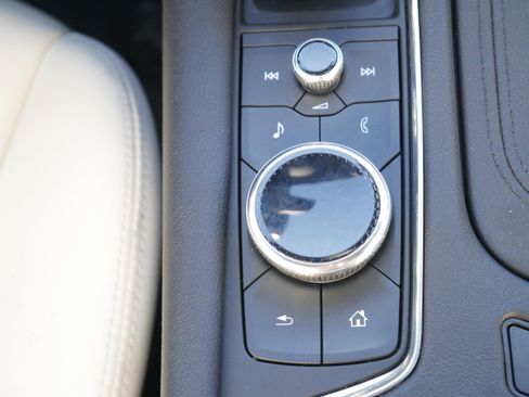 Certified 2022 Cadillac XT5 Sportv w/ Technology Package image 21