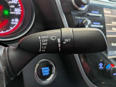 Used 2019 Toyota Camry XSE image 25